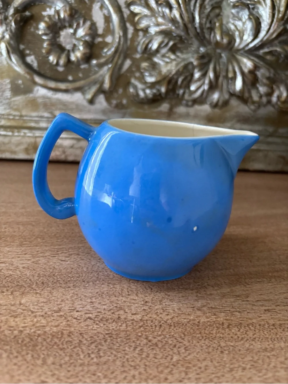 Blue Czechoslovakian Ditmar Urbach Peasant Bavarian Dancer Creamer 1201/c